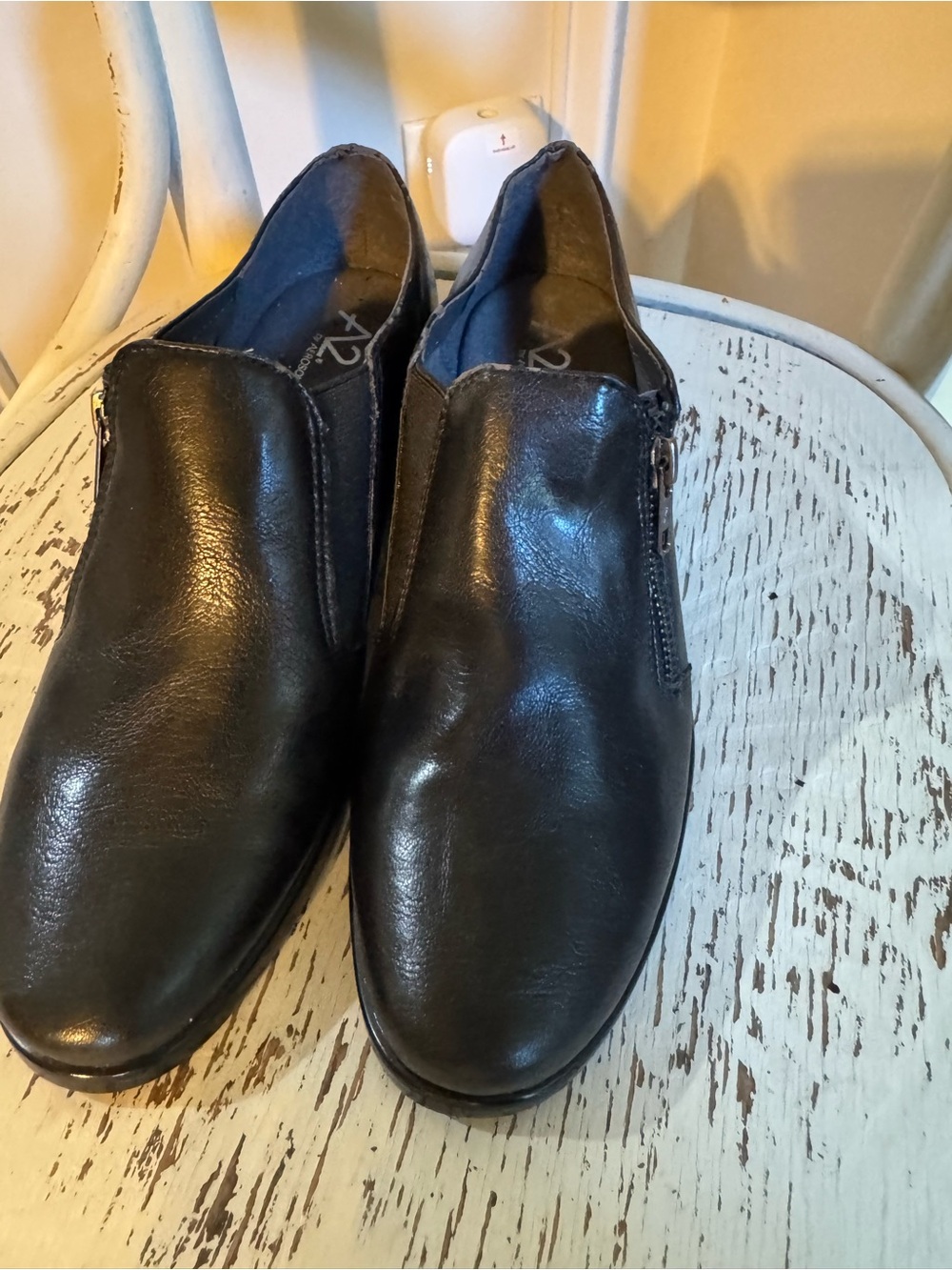 A2-Aerosole Women’s Black Slip-On zip up loafers
